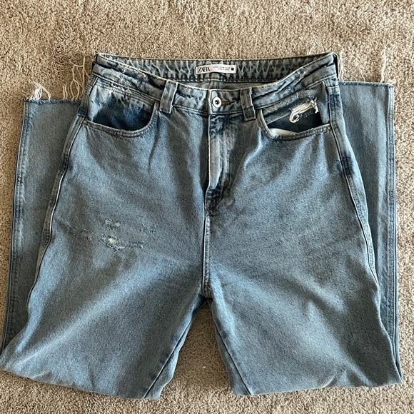 ❌❌SOLD❌❌Women’s ZARA jeans - Size 8 - Picture 5 of 5